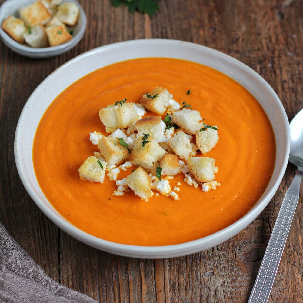Aromatyczna zupa krem z pieczonej dyni, papryki i pomidorów - miniatura